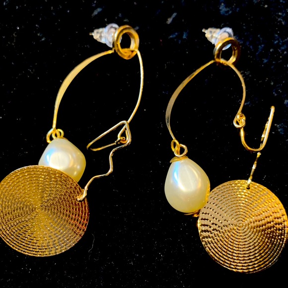 stylish earrings brand new - Picture 3 of 3